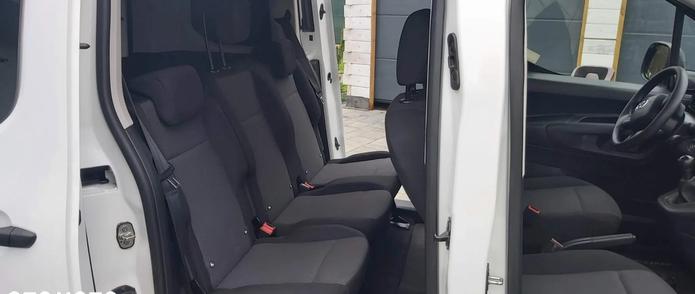 Toyota Proace City Verso cena 72900 przebieg: 65573, rok produkcji 2020 z Oborniki małe 497
